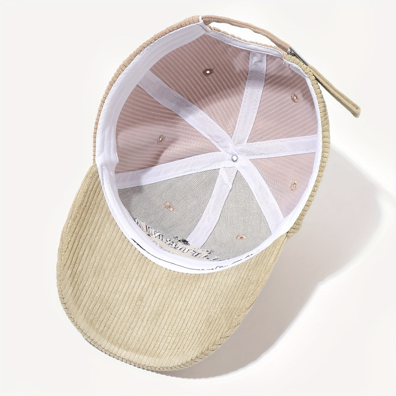 Casquette en velours côtelé brodée - California