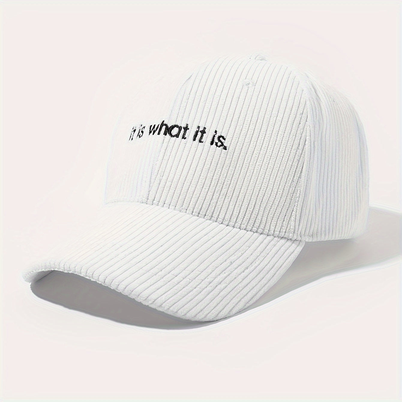 Casquette en velours côtelé brodée – It is what it is