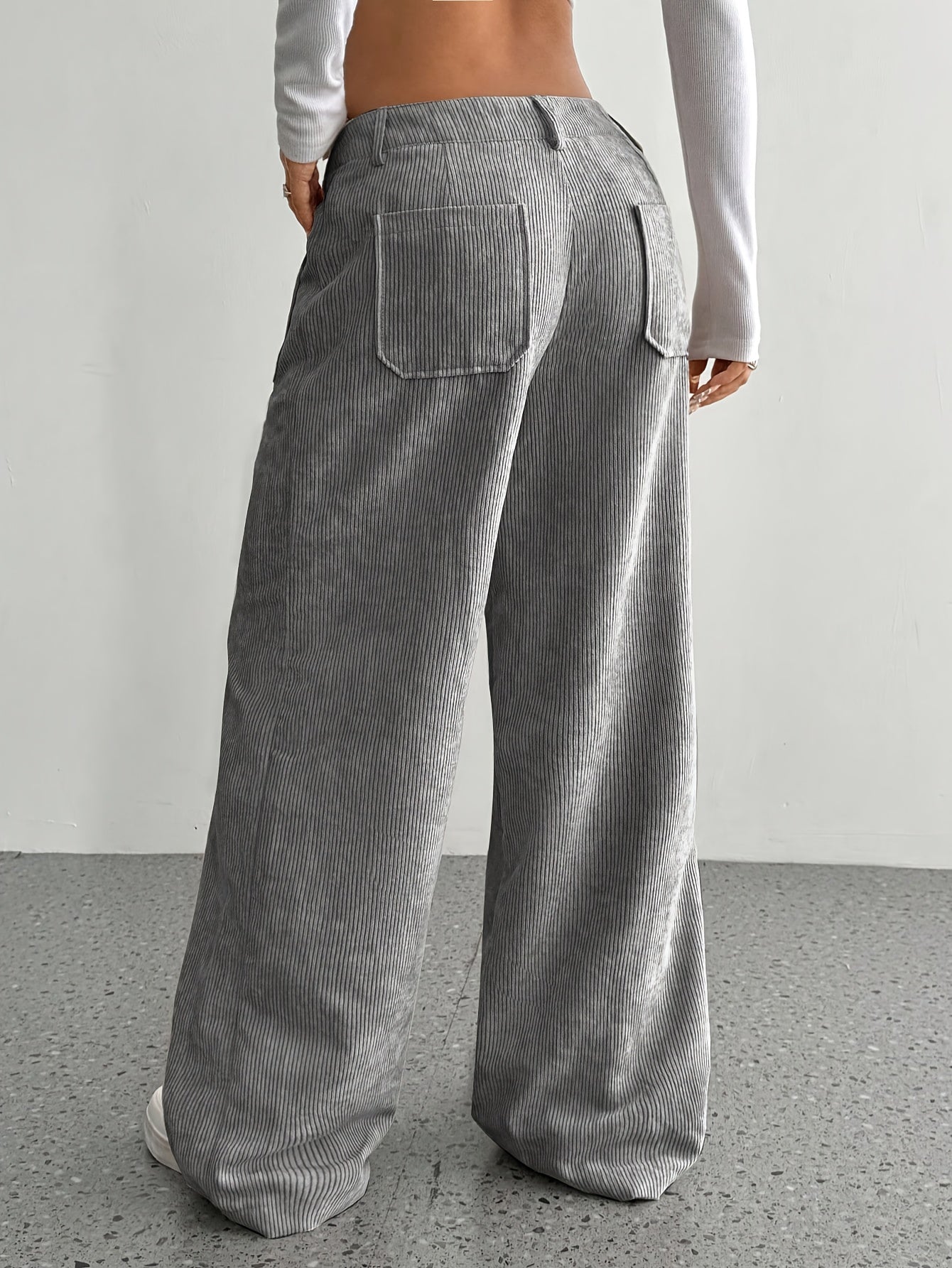 Pantalon femme taille basse en velours côtelé – Coupe large casual, style moderne