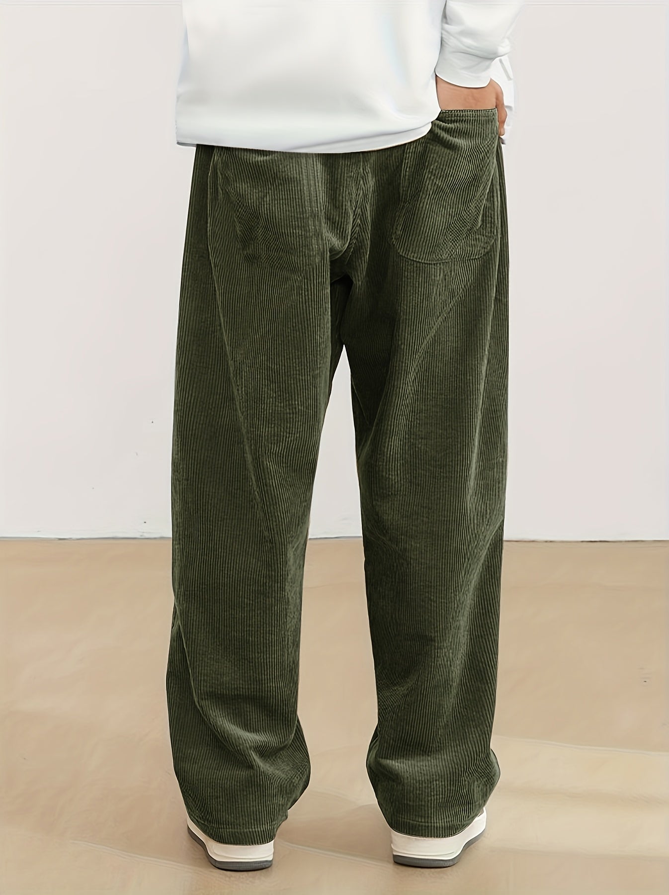Pantalon Coupe Droite en Velours Côtelé – Intemporel et Élégant
